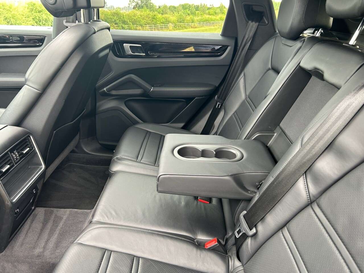 2019 PORSCHE CAYENNE 2019 PORSCHE CAYENNE