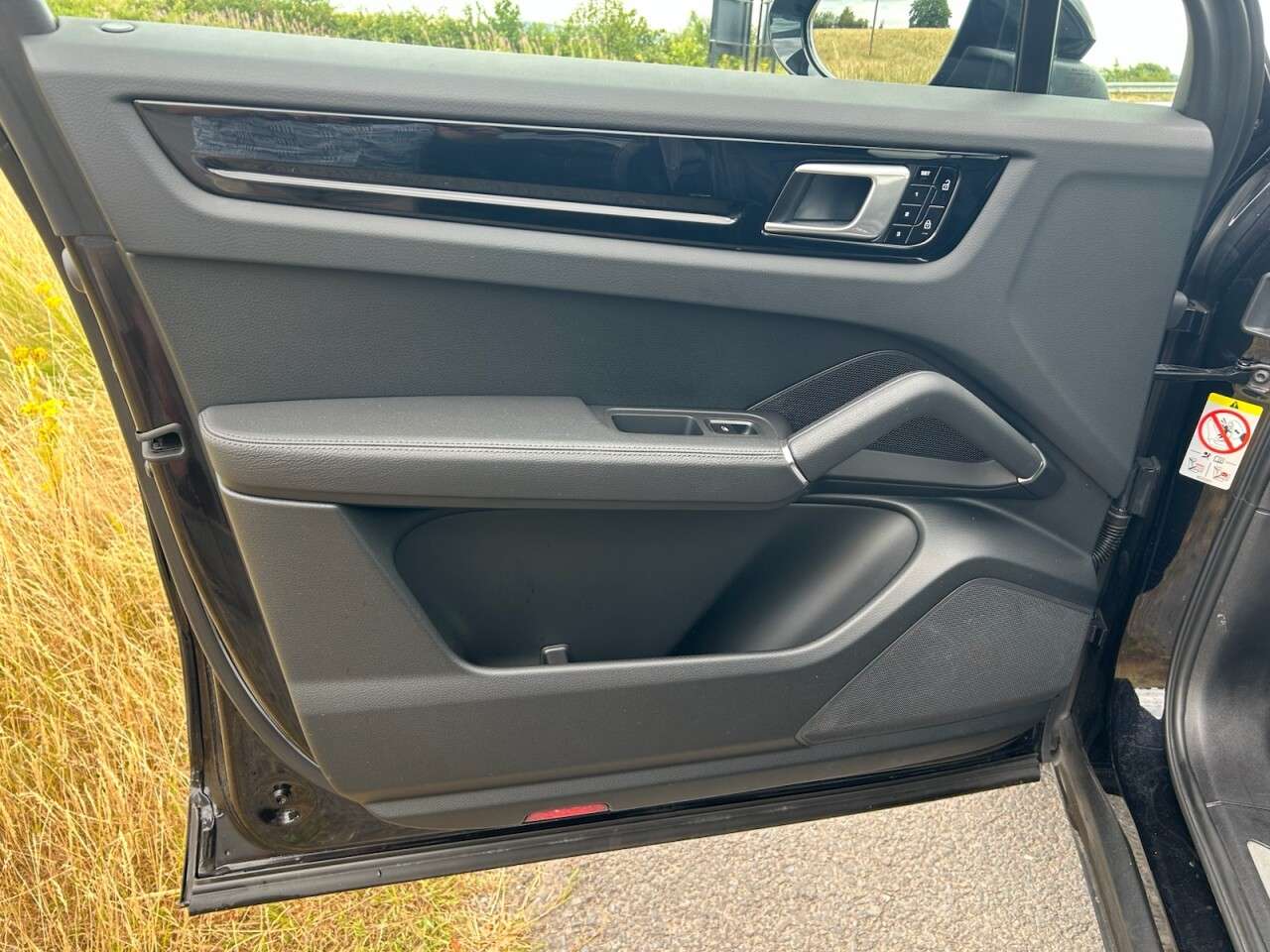 2019 PORSCHE CAYENNE 2019 PORSCHE CAYENNE