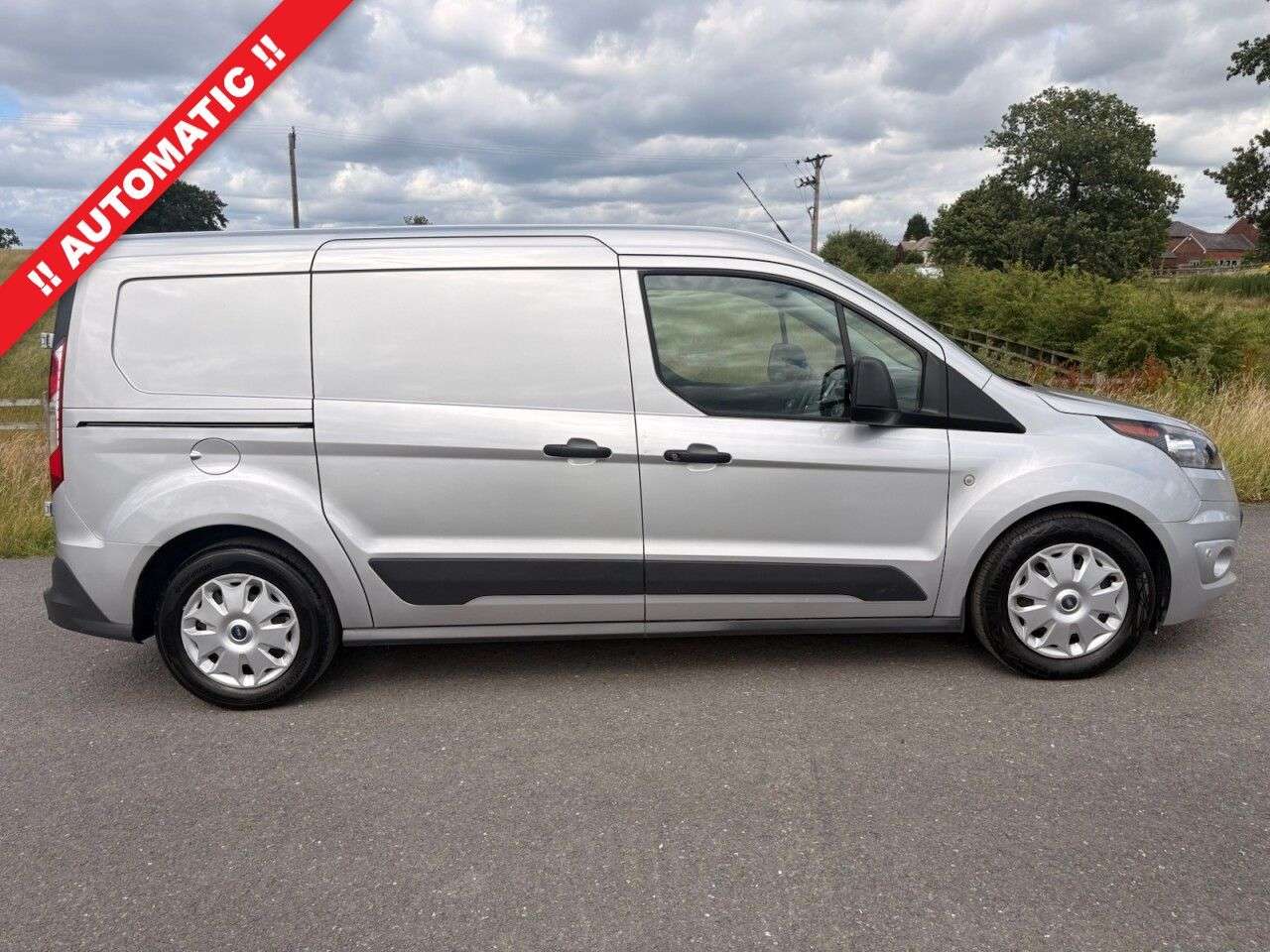 A 2017 FORD TRANSIT CONNECT 1.5 TDCi 230 Trend Combi Van 6dr Diesel Powershift L2 H1 (133 g/km, 118 bhp A 2017 FORD TRANSIT CONNECT 1.5 TDCi 230 Trend Combi Van 6dr Diesel Powershift L2 H1 (133 g/km, 118 bhp