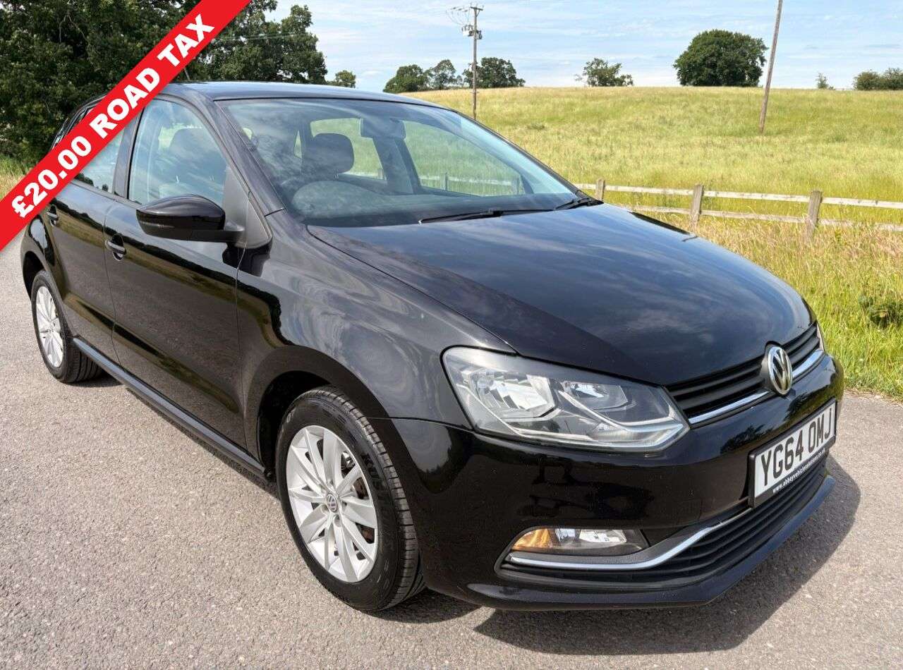 A 2014 VOLKSWAGEN POLO 1.4 TDI BlueMotion Tech SE Hatchback 5dr Diesel Manual Euro 6 (s/s) (75 ps) A 2014 VOLKSWAGEN POLO 1.4 TDI BlueMotion Tech SE Hatchback 5dr Diesel Manual Euro 6 (s/s) (75 ps)
