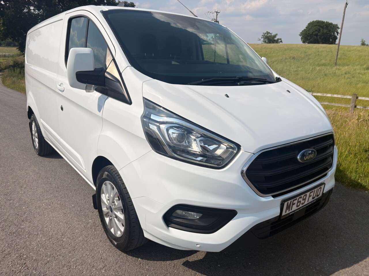 A 2019 FORD TRANSIT CUSTOM 2.0 340 EcoBlue Limited Panel Van 5dr Diesel Manual L1 H1 Euro 6 (130 ps) F A 2019 FORD TRANSIT CUSTOM 2.0 340 EcoBlue Limited Panel Van 5dr Diesel Manual L1 H1 Euro 6 (130 ps) F