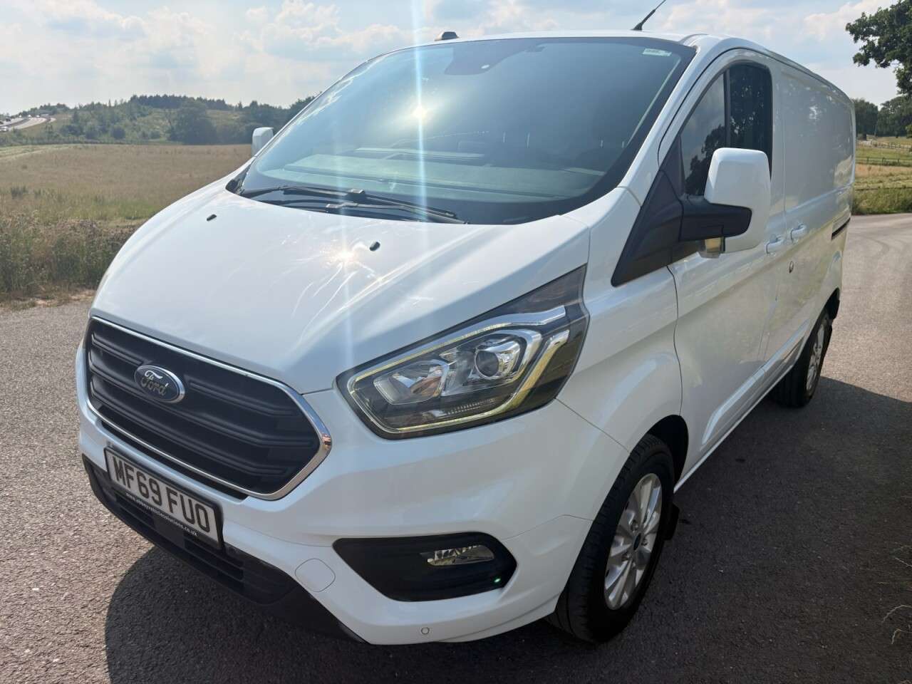 A 2019 FORD TRANSIT CUSTOM 2.0 340 EcoBlue Limited Panel Van 5dr Diesel Manual L1 H1 Euro 6 (130 ps) F A 2019 FORD TRANSIT CUSTOM 2.0 340 EcoBlue Limited Panel Van 5dr Diesel Manual L1 H1 Euro 6 (130 ps) F