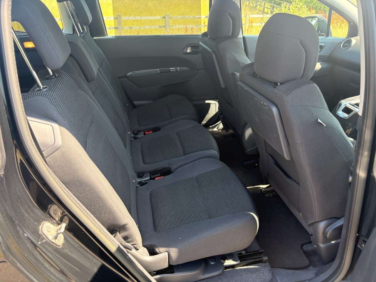2013 PEUGEOT 5008 2013 PEUGEOT 5008