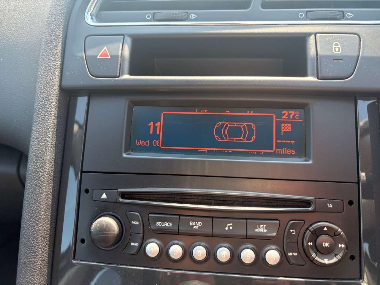 2013 PEUGEOT 5008 2013 PEUGEOT 5008