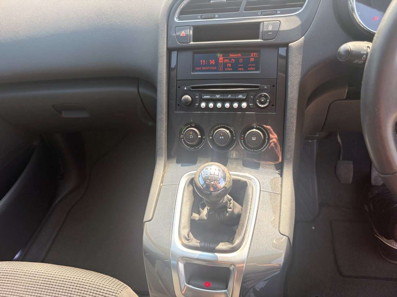 2013 PEUGEOT 5008 2013 PEUGEOT 5008