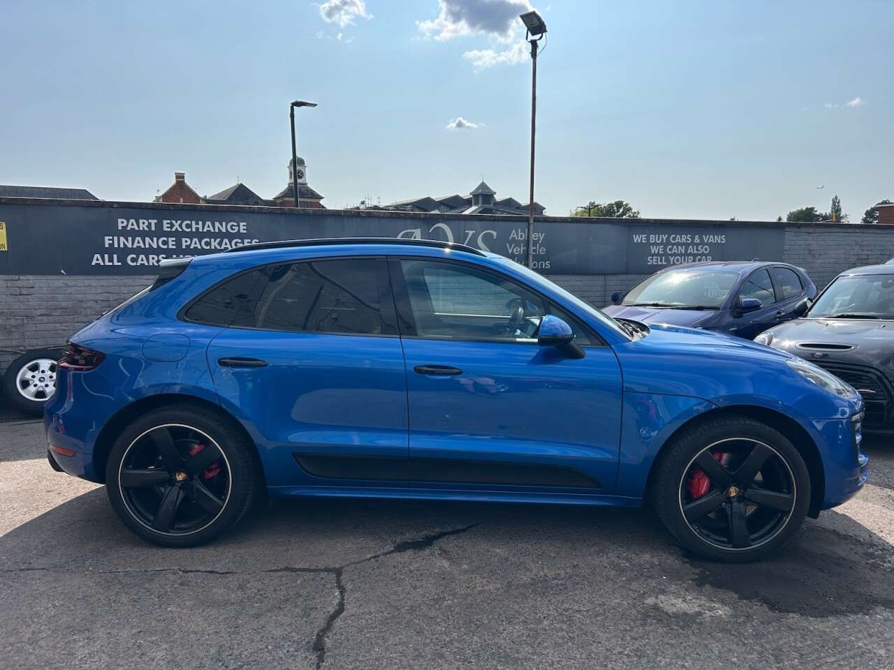 A 2017 PORSCHE MACAN 3.0T V6 GTS SUV 5dr Petrol PDK 4WD Euro 6 (s/s) (360 ps) PORSCHE HISTORY LO A 2017 PORSCHE MACAN 3.0T V6 GTS SUV 5dr Petrol PDK 4WD Euro 6 (s/s) (360 ps) PORSCHE HISTORY LO