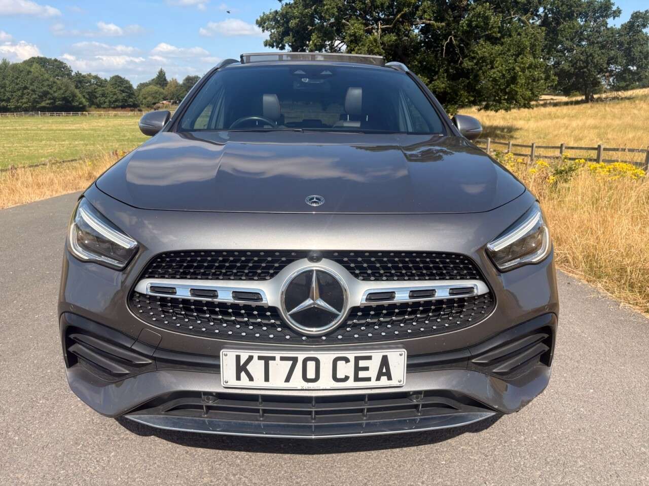 A 2021 MERCEDES-BENZ GLA 2.0 GLA220d AMG Line (Premium Plus) SUV 5dr Diesel 8G-DCT 4MATIC Euro 6 (s/ A 2021 MERCEDES-BENZ GLA 2.0 GLA220d AMG Line (Premium Plus) SUV 5dr Diesel 8G-DCT 4MATIC Euro 6 (s/