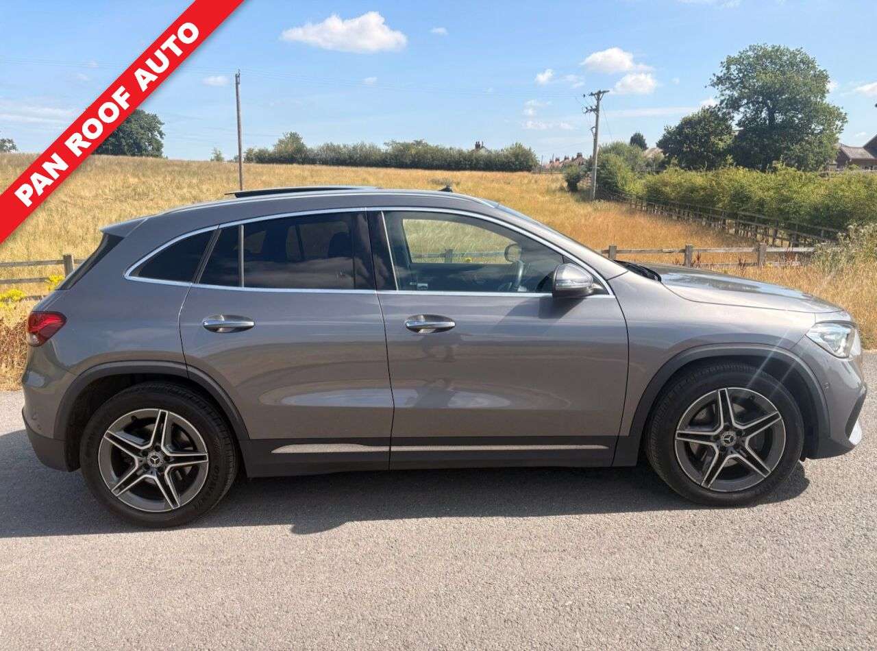 A 2021 MERCEDES-BENZ GLA 2.0 GLA220d AMG Line (Premium Plus) SUV 5dr Diesel 8G-DCT 4MATIC Euro 6 (s/ A 2021 MERCEDES-BENZ GLA 2.0 GLA220d AMG Line (Premium Plus) SUV 5dr Diesel 8G-DCT 4MATIC Euro 6 (s/