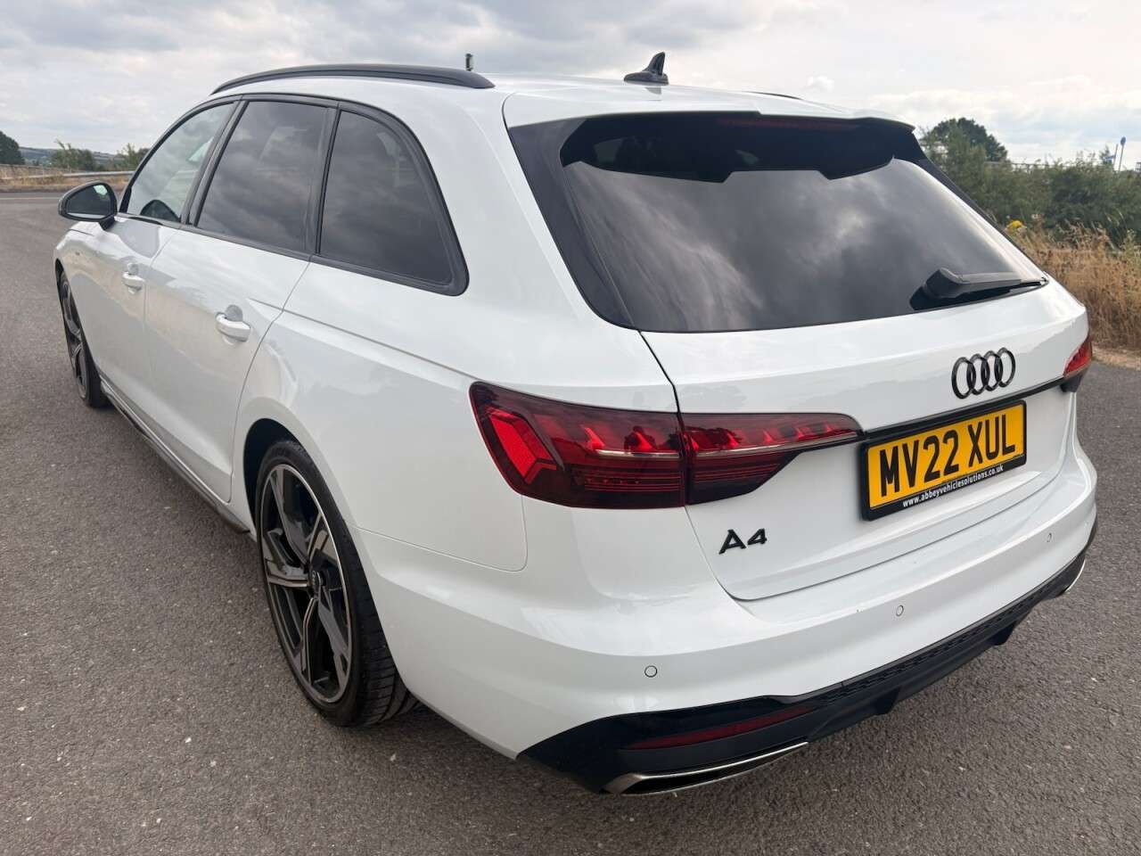2022 AUDI A4 AVANT 2022 AUDI A4 AVANT