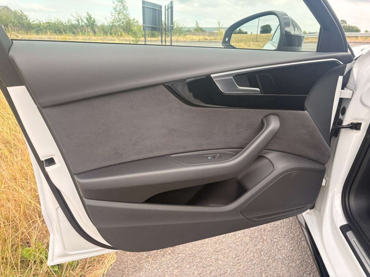 2022 AUDI A4 AVANT 2022 AUDI A4 AVANT