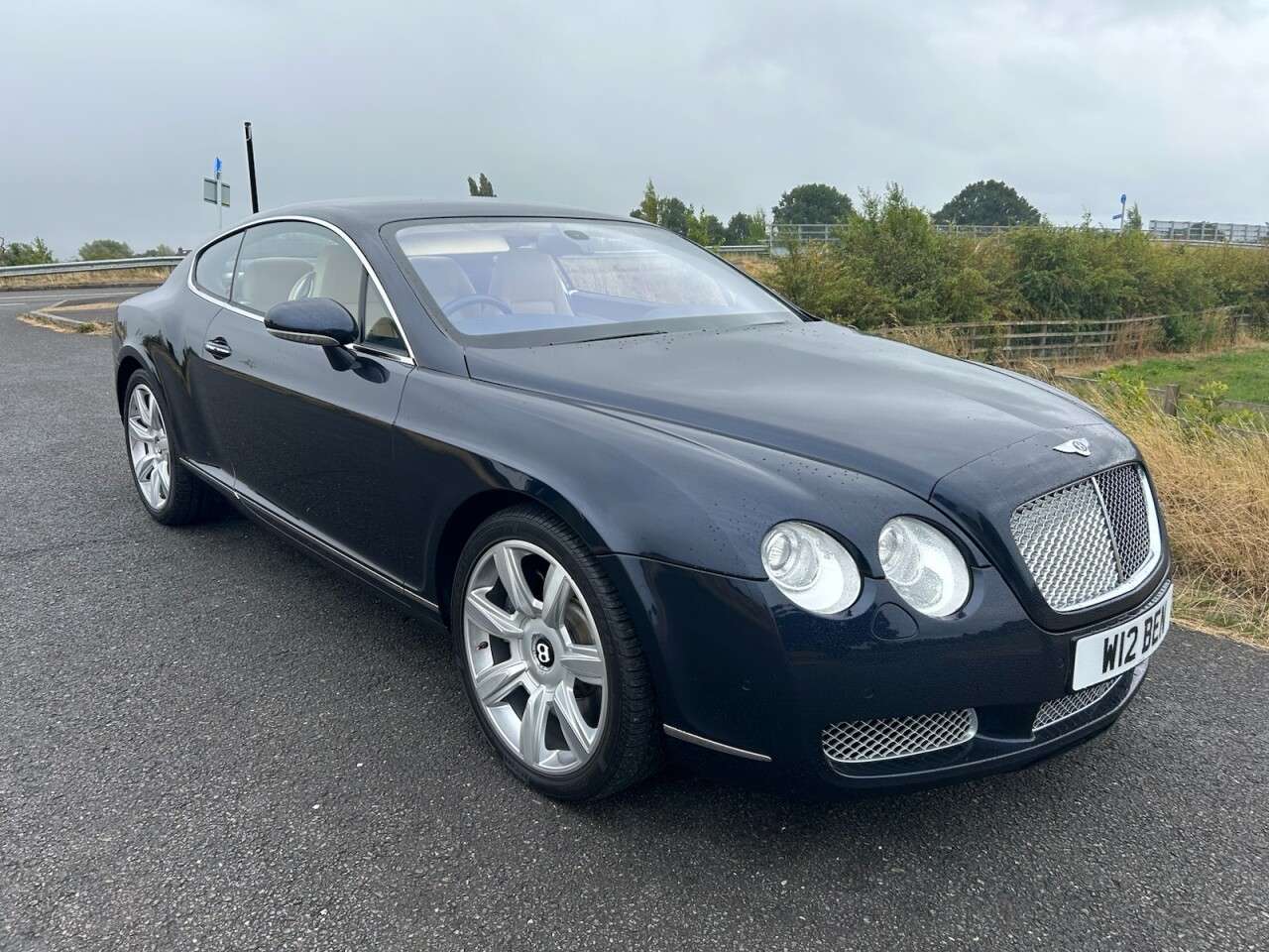 A 2005 BENTLEY CONTINENTAL 6.0 GT Coupe 2dr Petrol Automatic (410 g/km, 552 bhp) A 2005 BENTLEY CONTINENTAL 6.0 GT Coupe 2dr Petrol Automatic (410 g/km, 552 bhp)