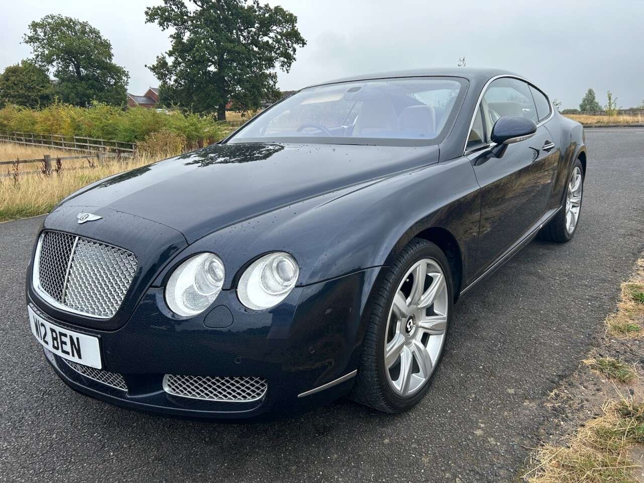 A 2005 BENTLEY CONTINENTAL 6.0 GT Coupe 2dr Petrol Automatic (410 g/km, 552 bhp) A 2005 BENTLEY CONTINENTAL 6.0 GT Coupe 2dr Petrol Automatic (410 g/km, 552 bhp)