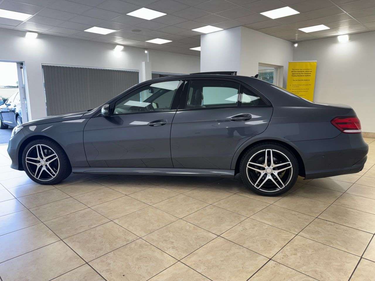 2016 MERCEDES-BENZ E-CLASS 2016 MERCEDES-BENZ E-CLASS