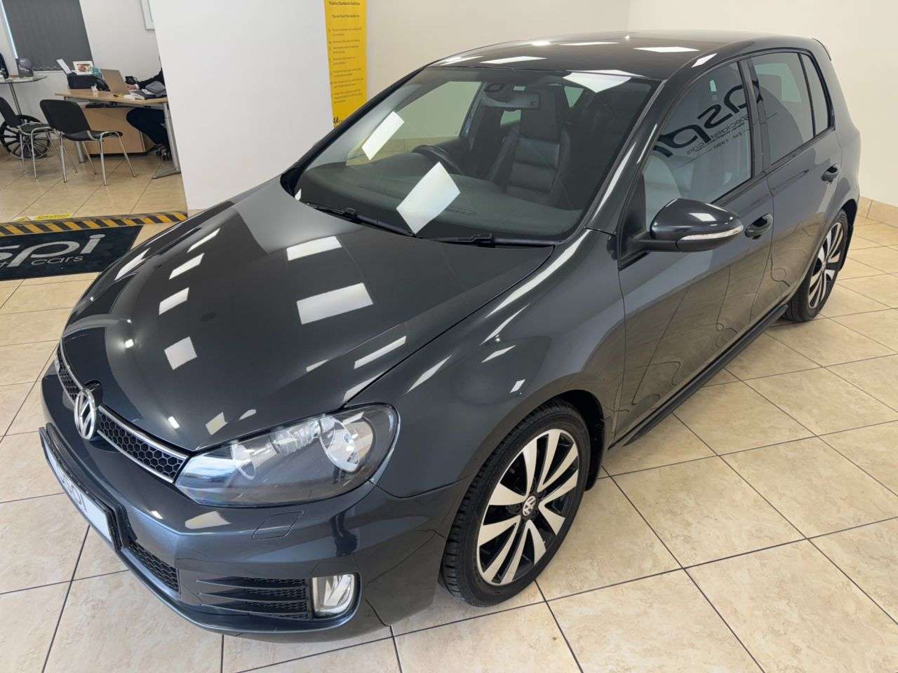 2011 VOLKSWAGEN GOLF 2011 VOLKSWAGEN GOLF