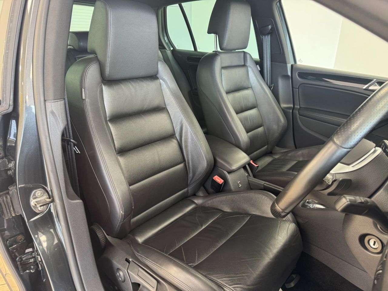 2011 VOLKSWAGEN GOLF 2011 VOLKSWAGEN GOLF