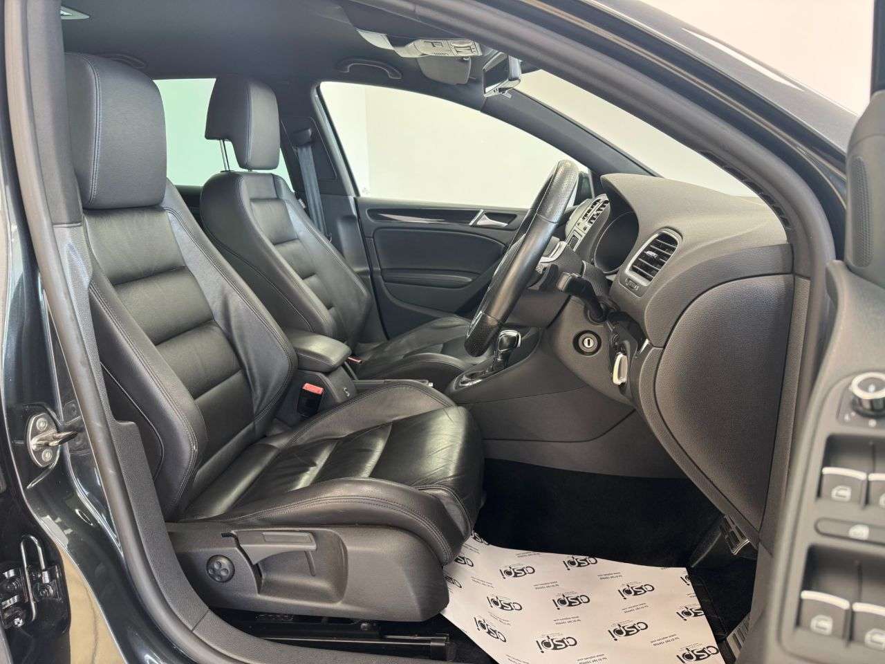 2011 VOLKSWAGEN GOLF 2011 VOLKSWAGEN GOLF