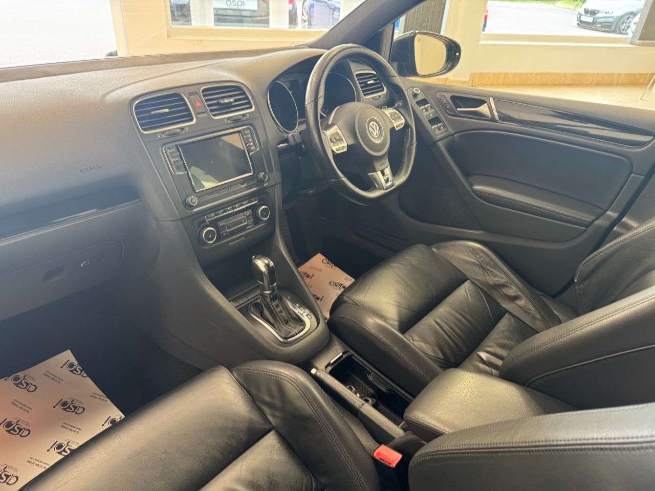 2011 VOLKSWAGEN GOLF 2011 VOLKSWAGEN GOLF