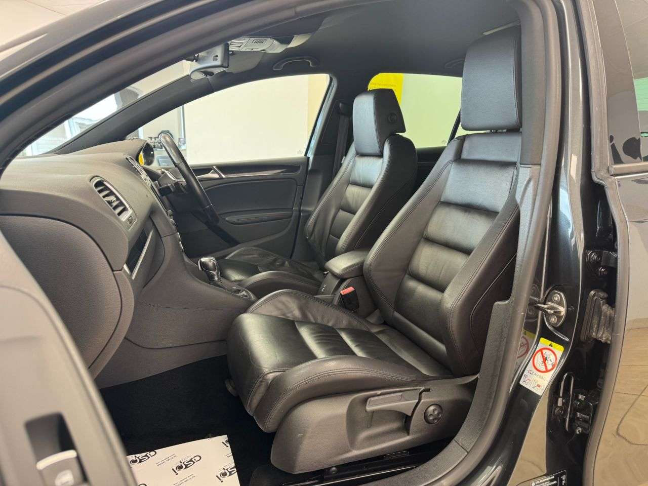 2011 VOLKSWAGEN GOLF 2011 VOLKSWAGEN GOLF