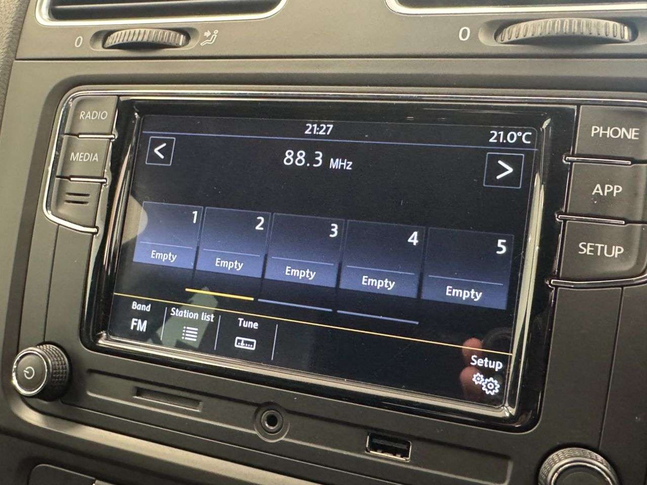 2011 VOLKSWAGEN GOLF 2011 VOLKSWAGEN GOLF