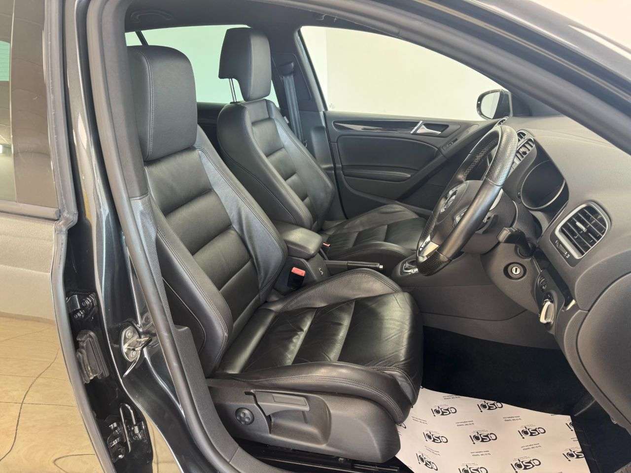 2011 VOLKSWAGEN GOLF 2011 VOLKSWAGEN GOLF