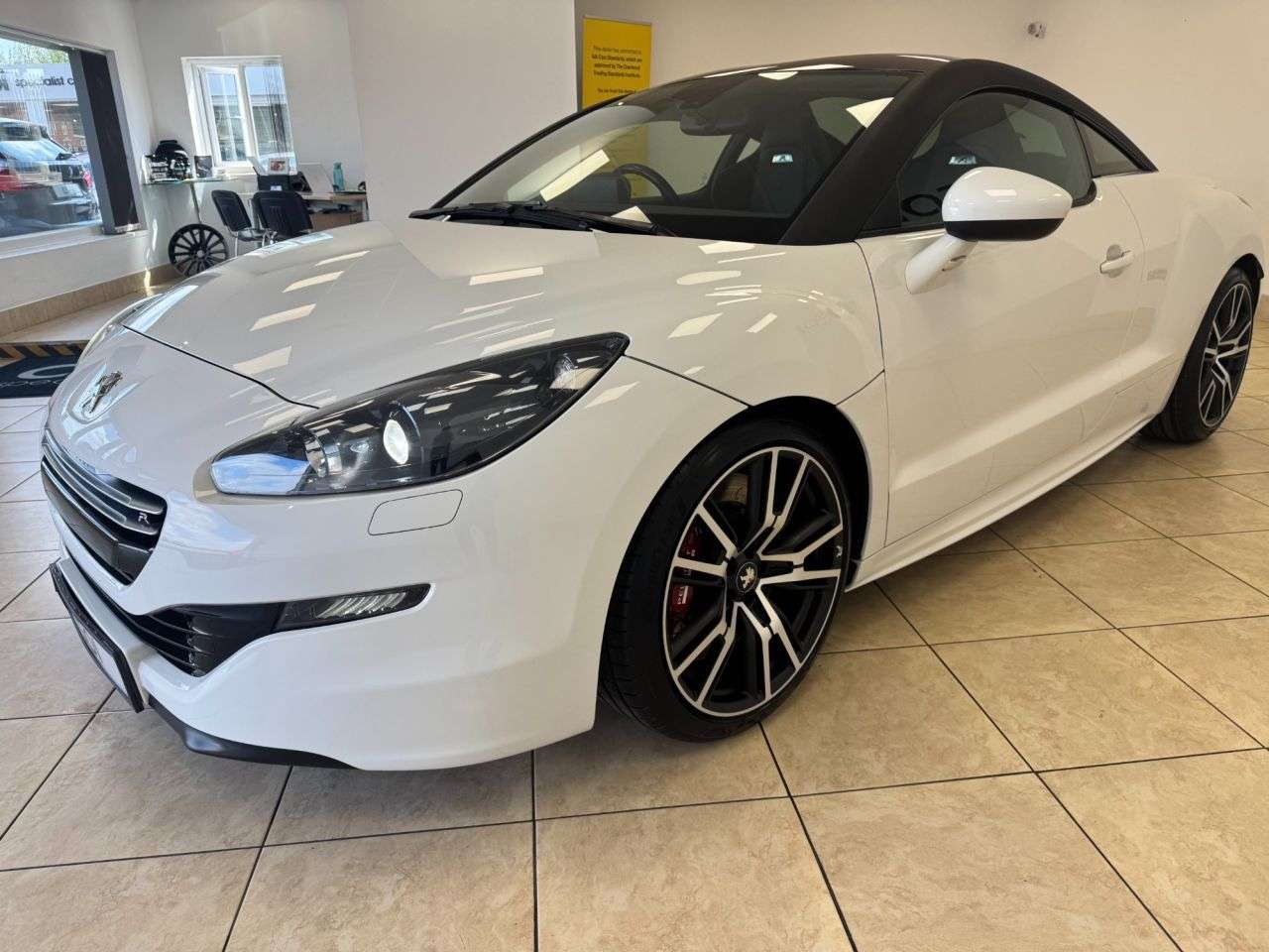 2015 PEUGEOT RCZ 2015 PEUGEOT RCZ