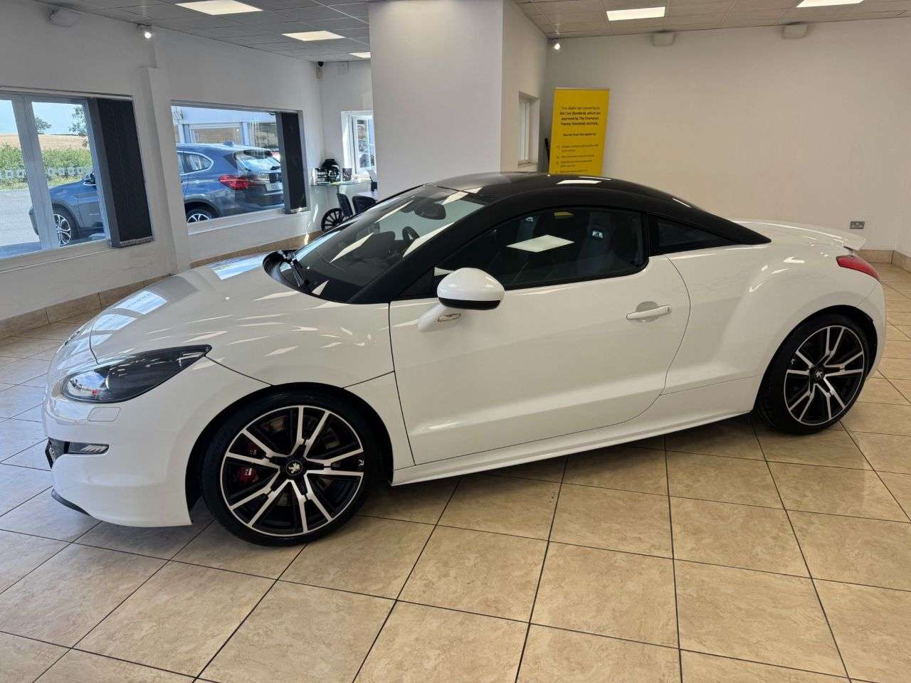 2015 PEUGEOT RCZ 2015 PEUGEOT RCZ