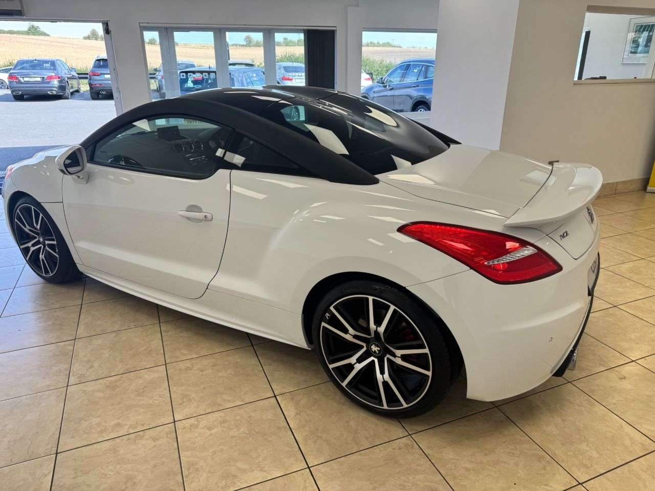 2015 PEUGEOT RCZ 2015 PEUGEOT RCZ