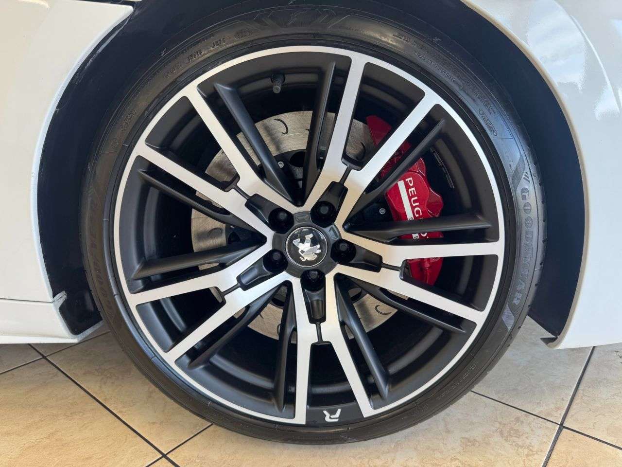 2015 PEUGEOT RCZ 2015 PEUGEOT RCZ