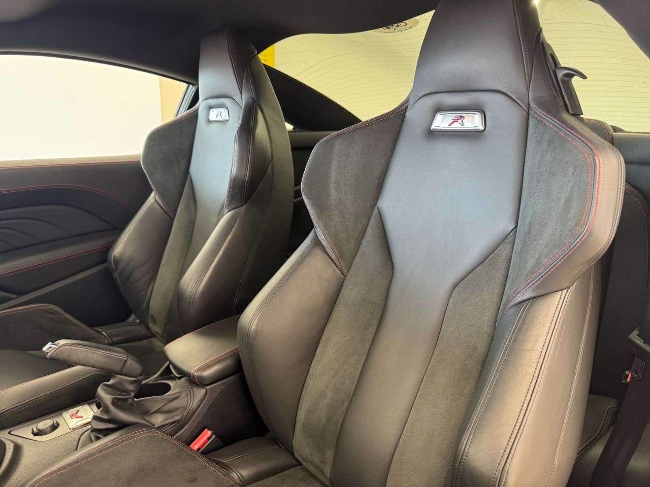 2015 PEUGEOT RCZ 2015 PEUGEOT RCZ