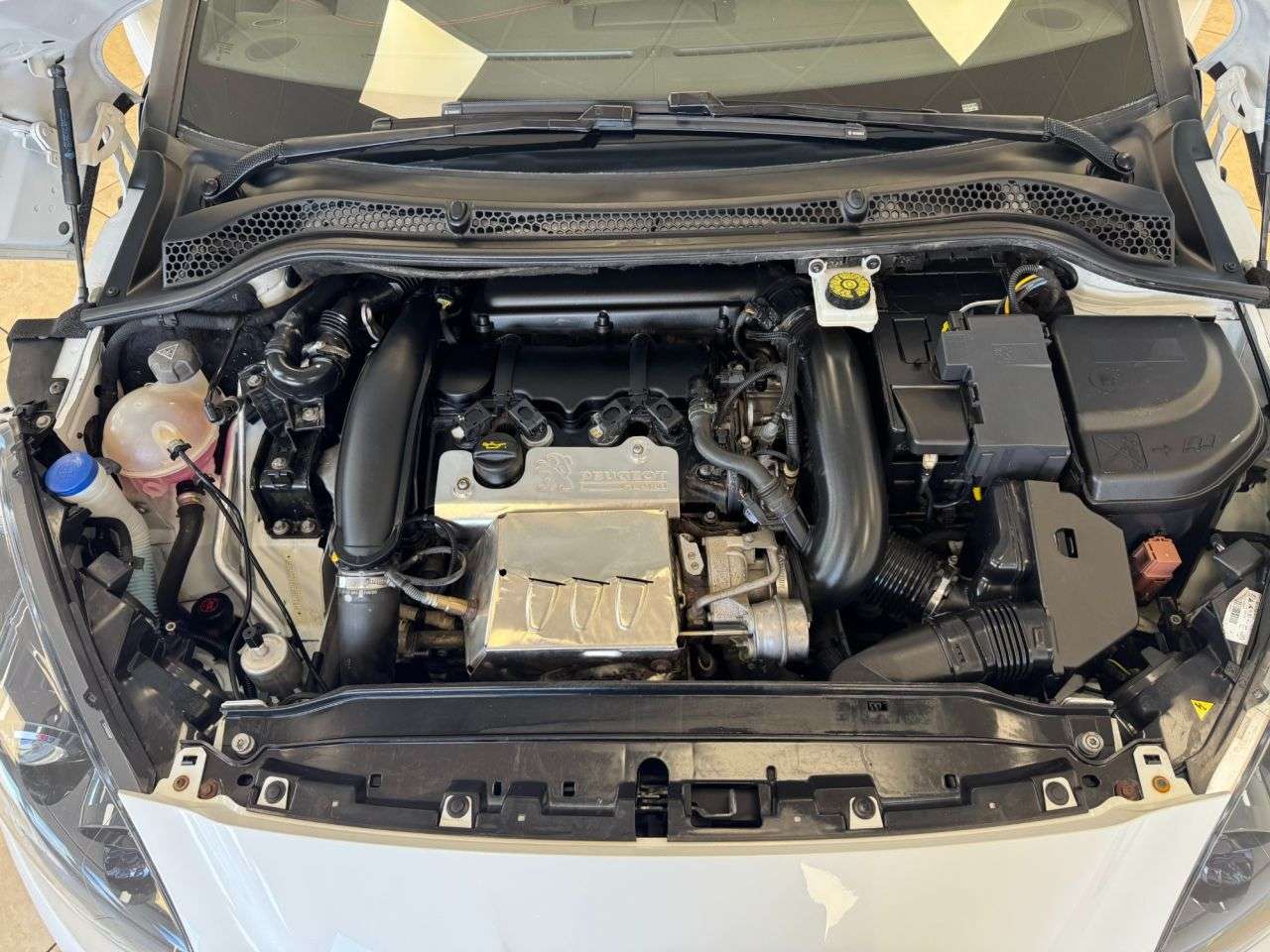 2015 PEUGEOT RCZ 2015 PEUGEOT RCZ