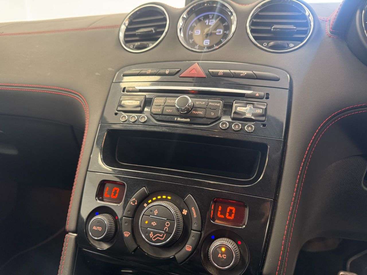 2015 PEUGEOT RCZ 2015 PEUGEOT RCZ