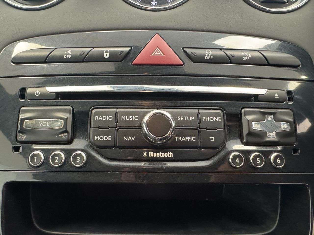 2015 PEUGEOT RCZ 2015 PEUGEOT RCZ