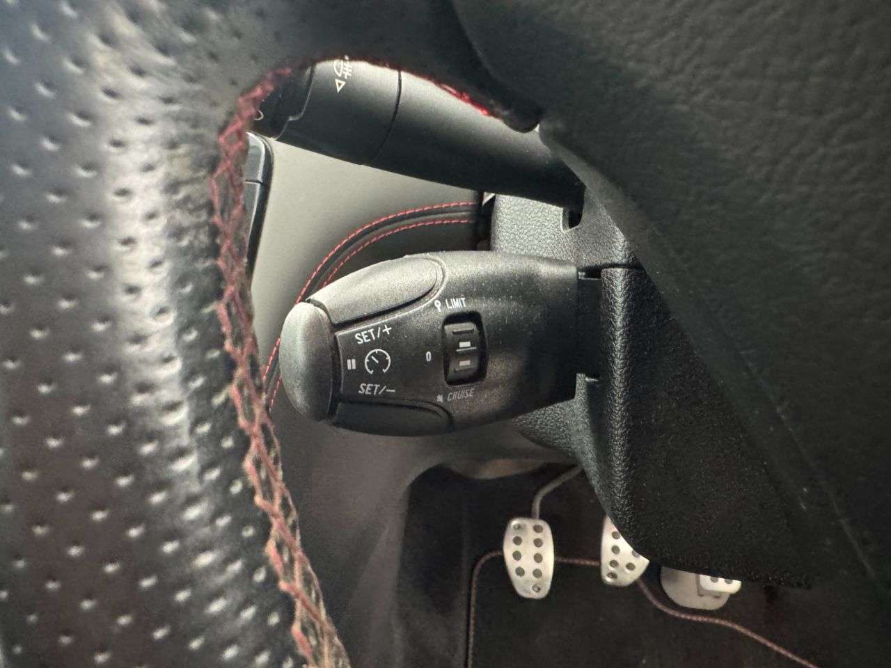 2015 PEUGEOT RCZ 2015 PEUGEOT RCZ