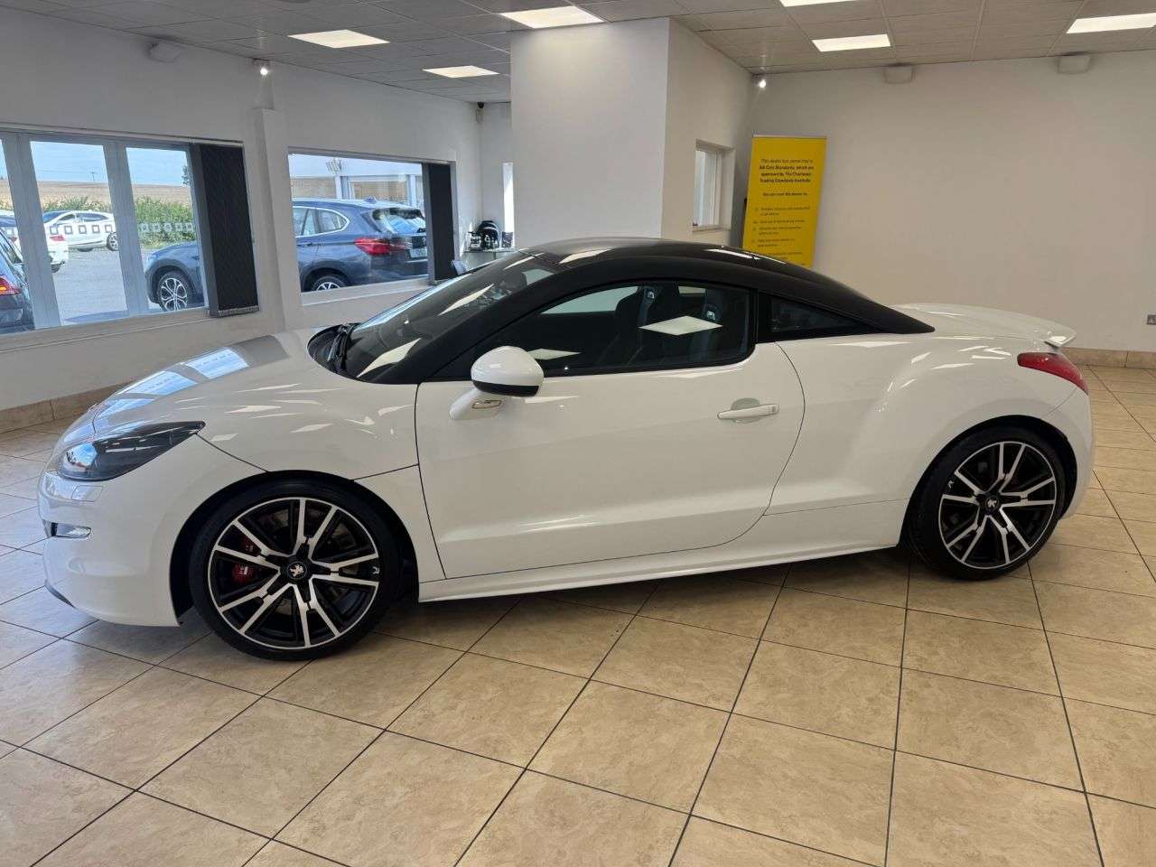 2015 PEUGEOT RCZ 2015 PEUGEOT RCZ