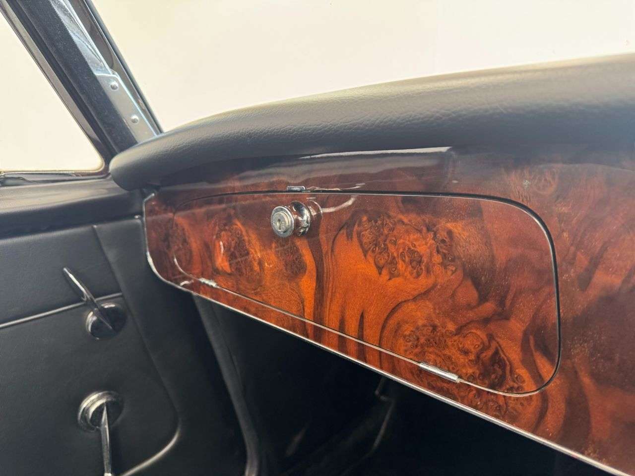 1967 AUSTIN HEALEY 1967 AUSTIN HEALEY