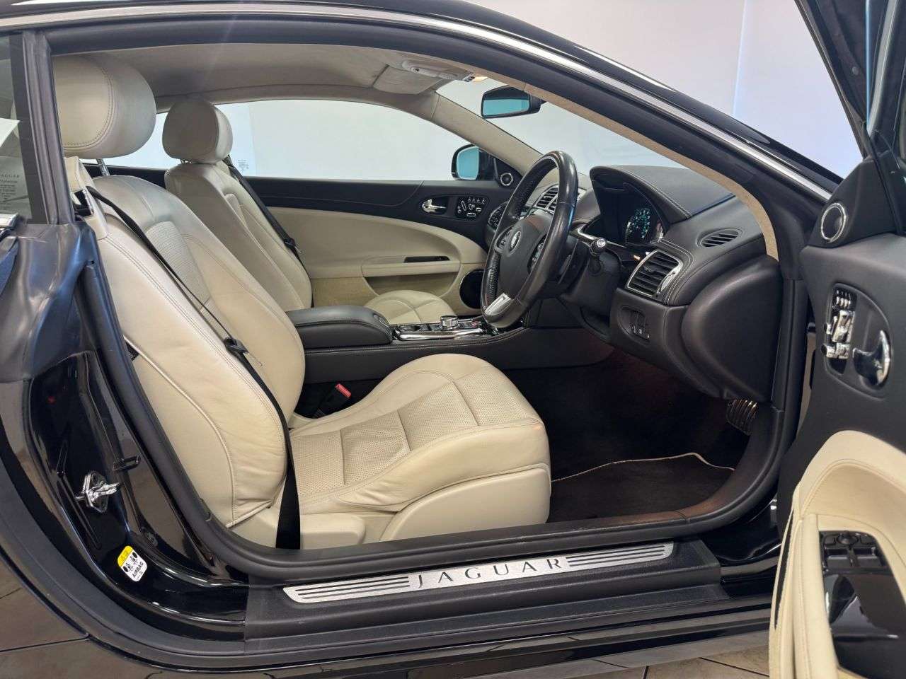 2014 JAGUAR XK 2014 JAGUAR XK