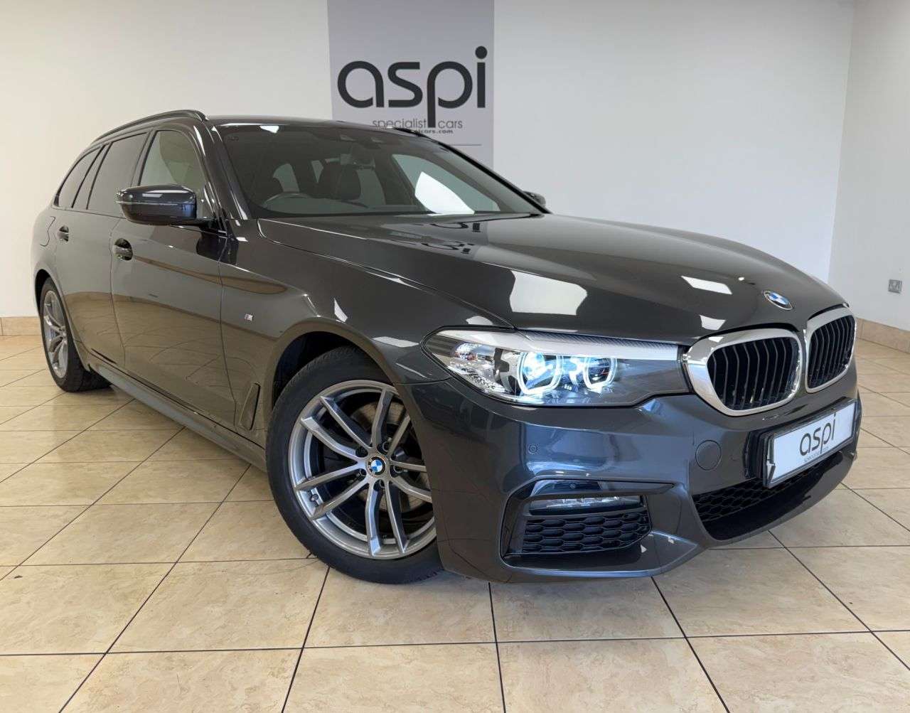 2019 BMW 5 SERIES 2019 BMW 5 SERIES