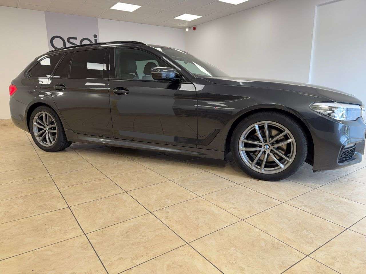 2019 BMW 5 SERIES 2019 BMW 5 SERIES