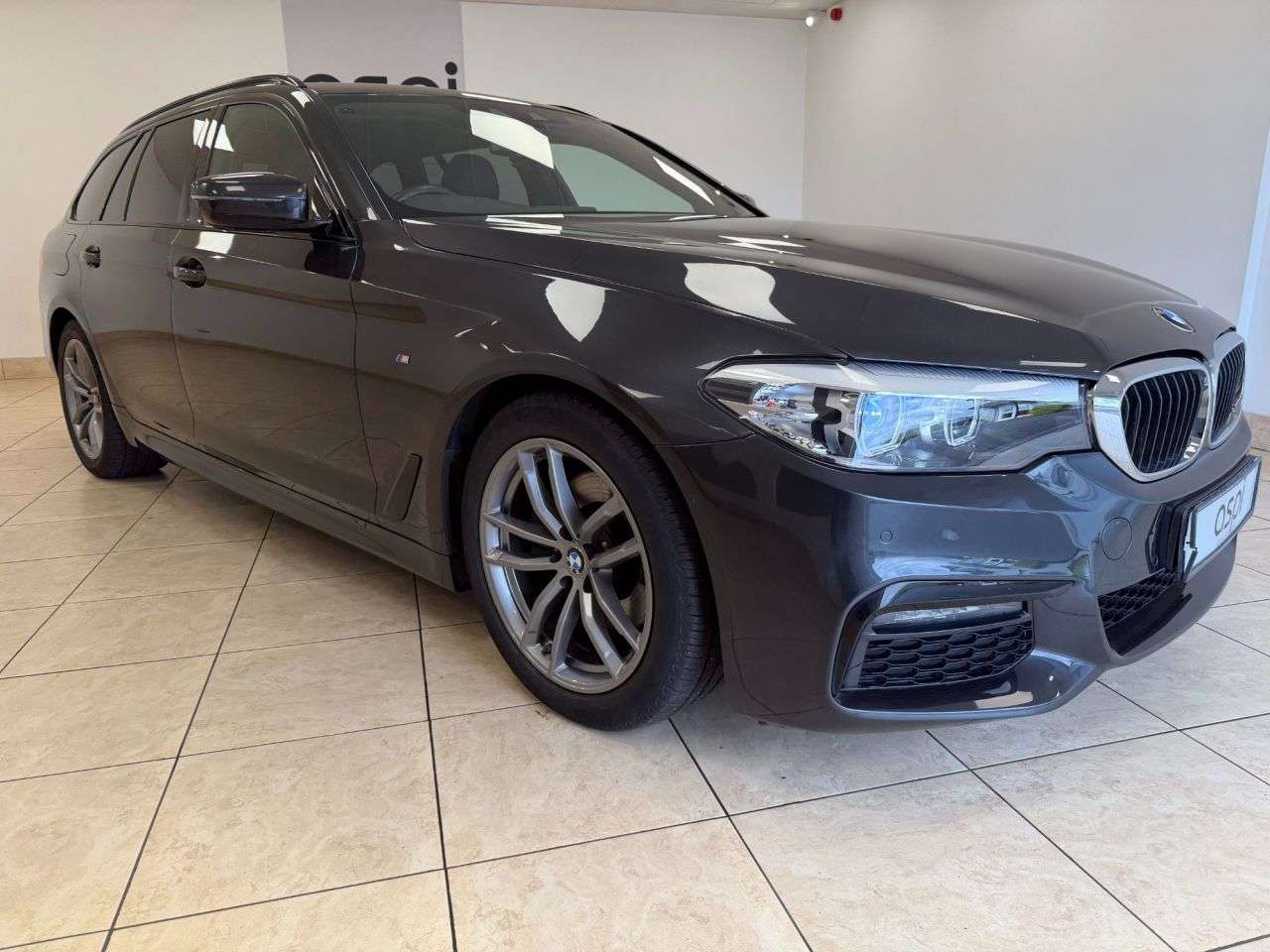 2019 BMW 5 SERIES 2019 BMW 5 SERIES