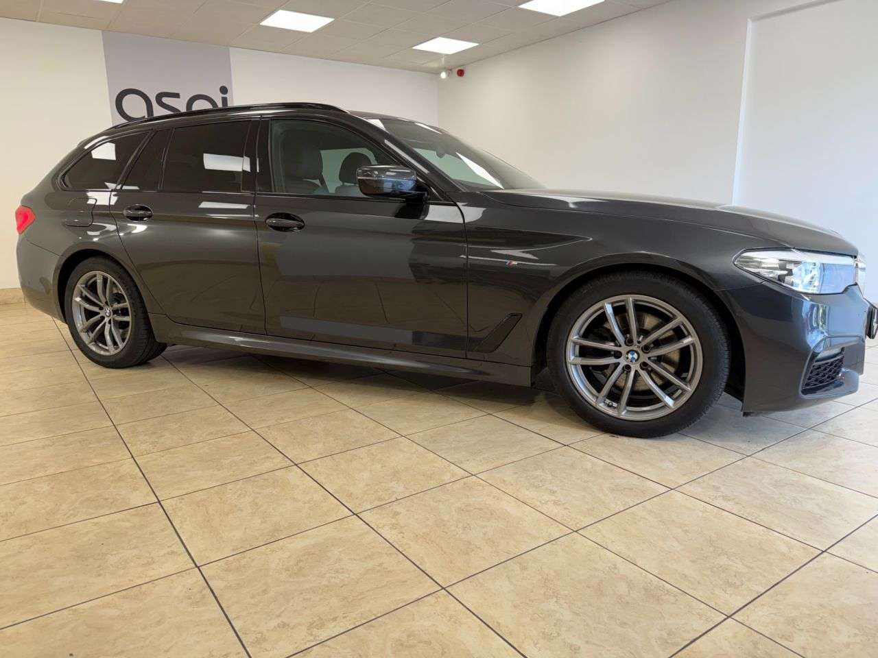 2019 BMW 5 SERIES 2019 BMW 5 SERIES