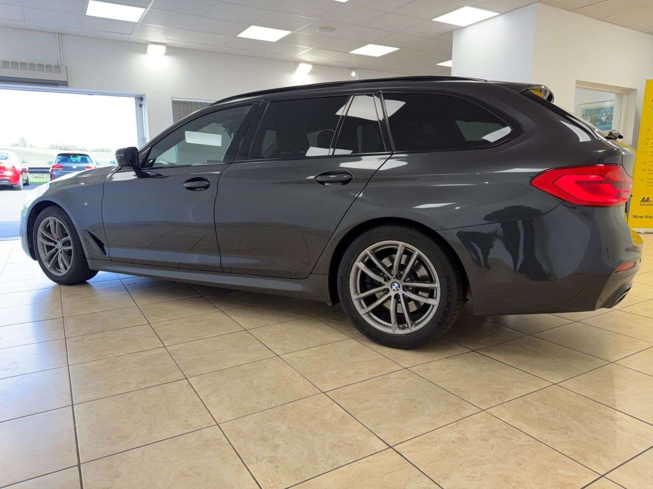 2019 BMW 5 SERIES 2019 BMW 5 SERIES