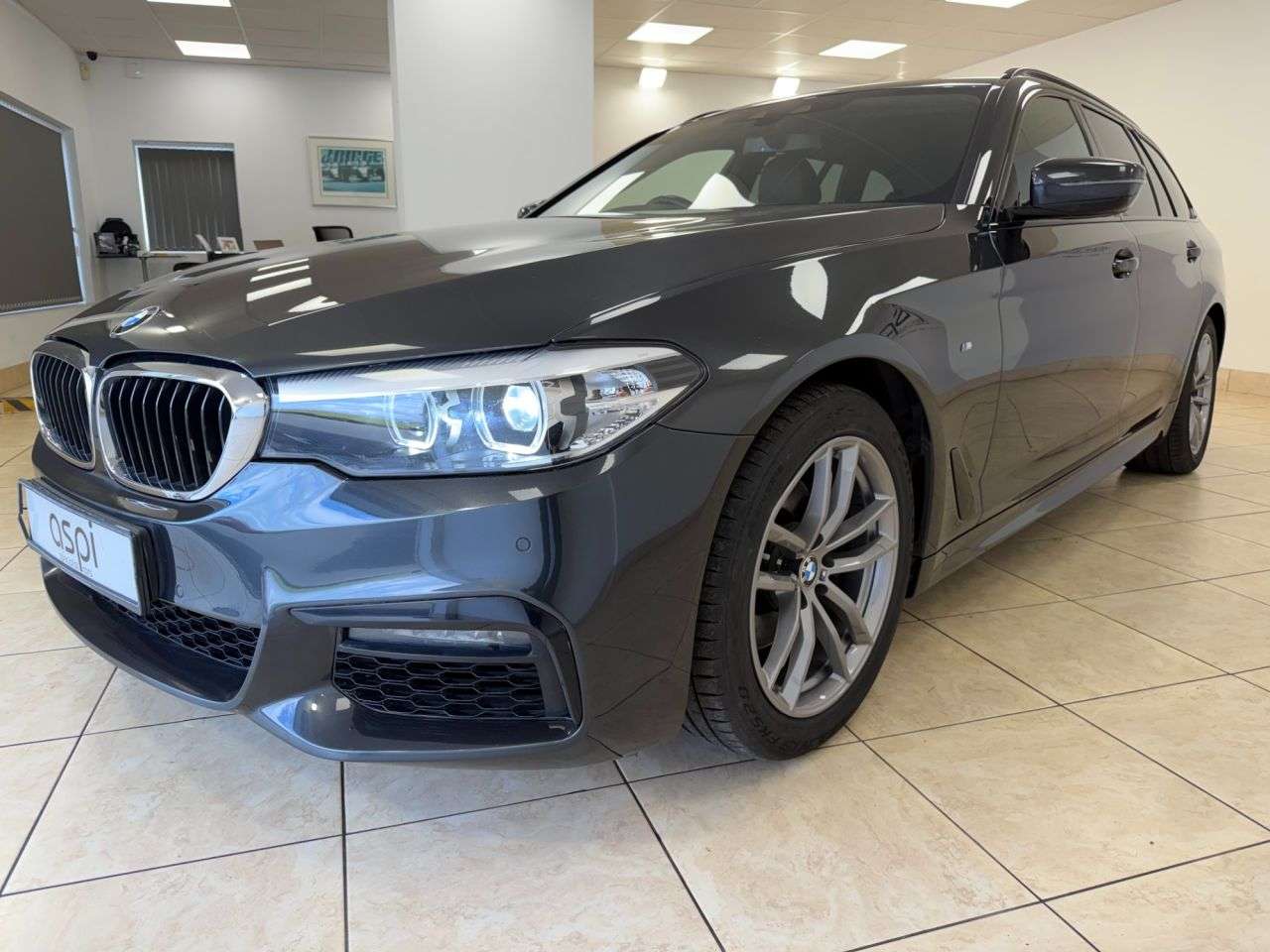 2019 BMW 5 SERIES 2019 BMW 5 SERIES