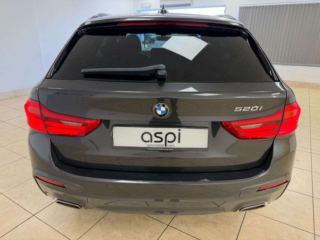 2019 BMW 5 SERIES 2019 BMW 5 SERIES