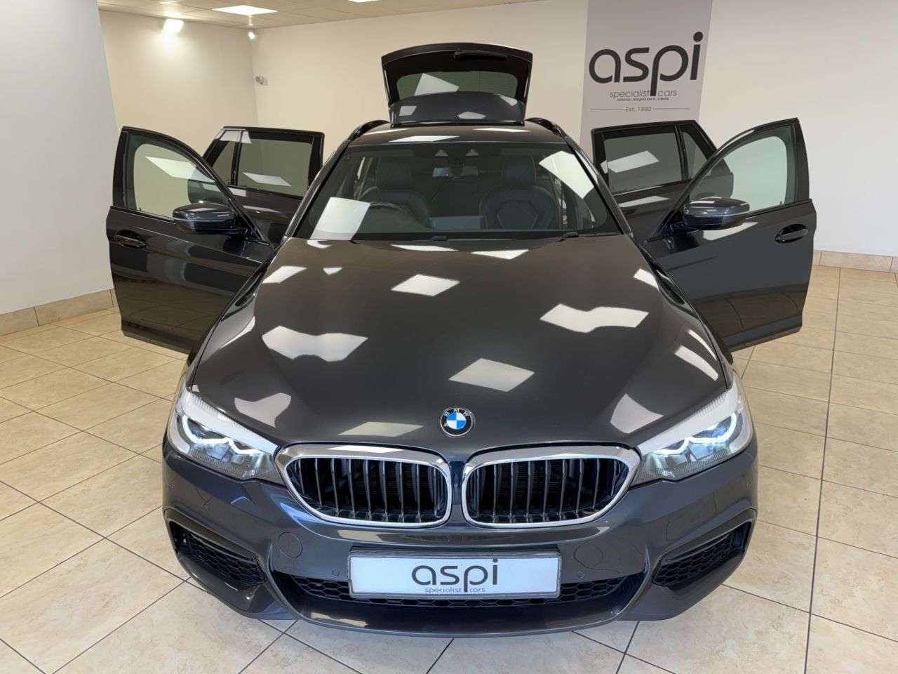 2019 BMW 5 SERIES 2019 BMW 5 SERIES