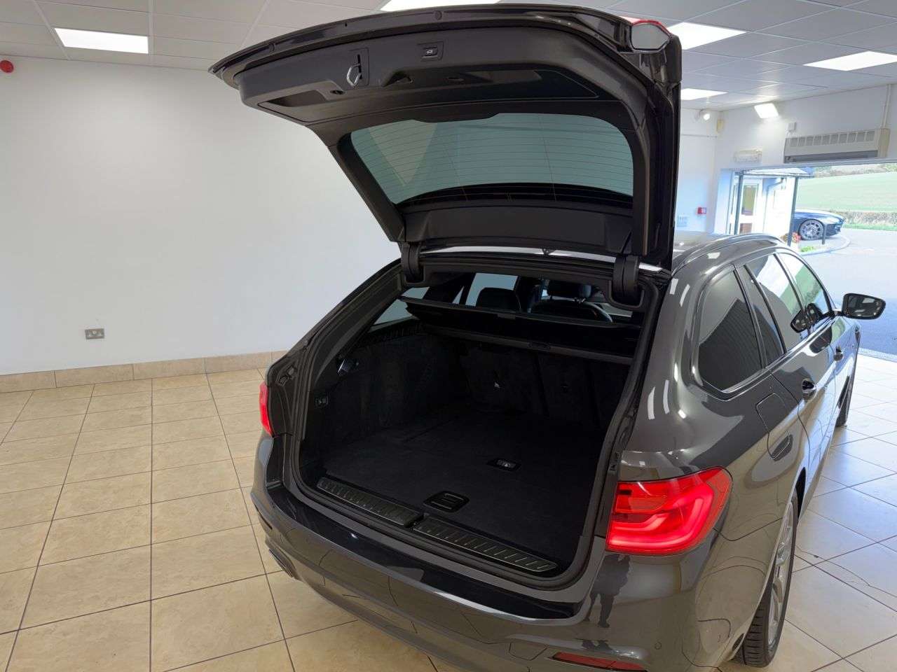 2019 BMW 5 SERIES 2019 BMW 5 SERIES