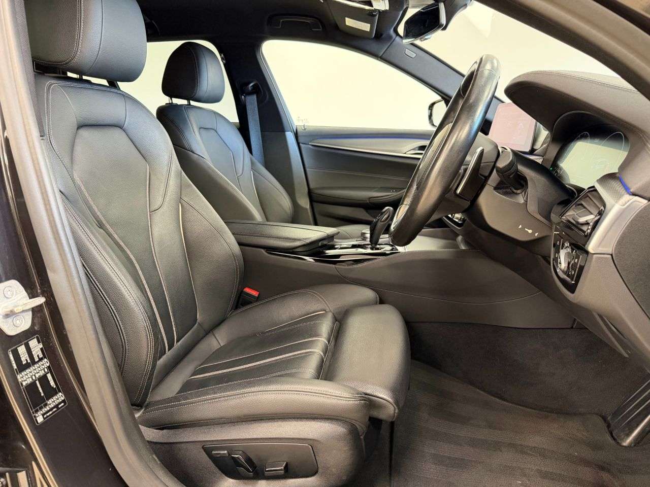 2019 BMW 5 SERIES 2019 BMW 5 SERIES