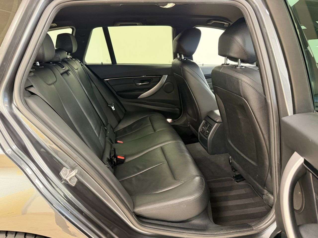 2017 BMW 3 SERIES 2017 BMW 3 SERIES