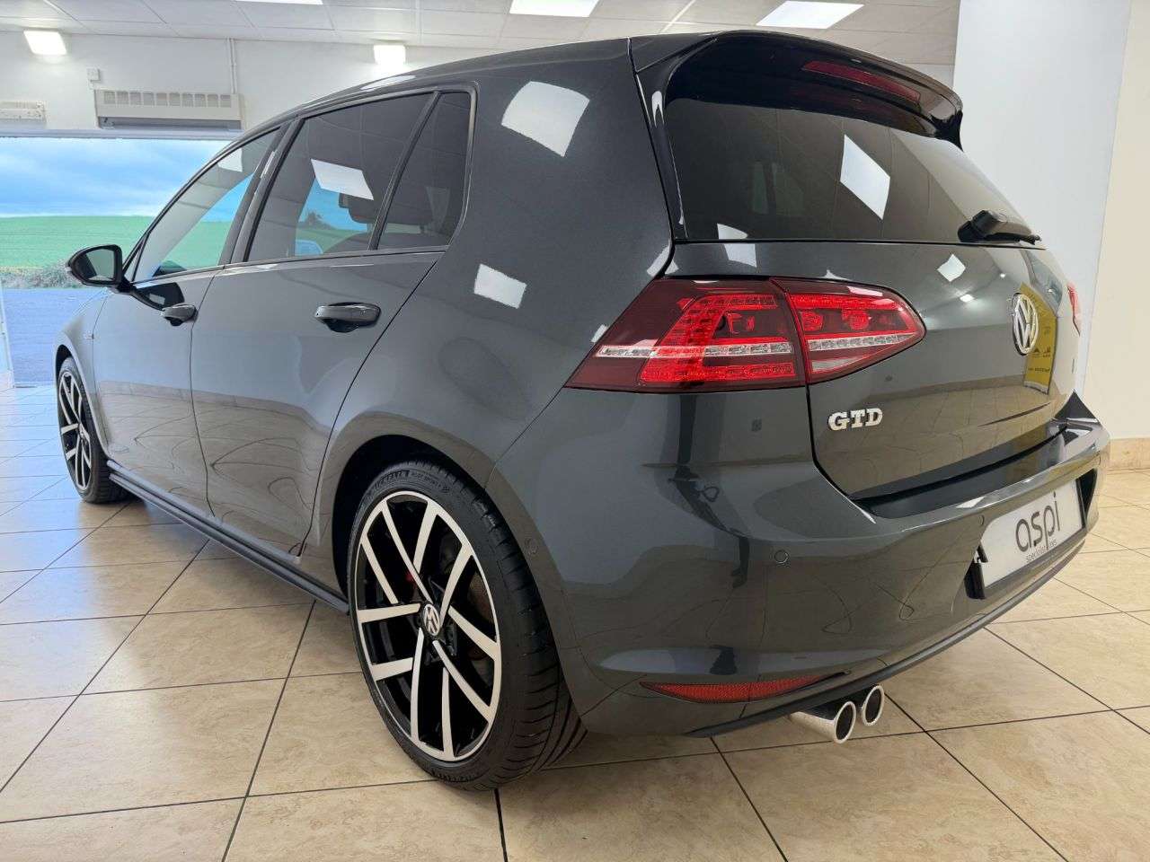 2015 VOLKSWAGEN GOLF 2015 VOLKSWAGEN GOLF