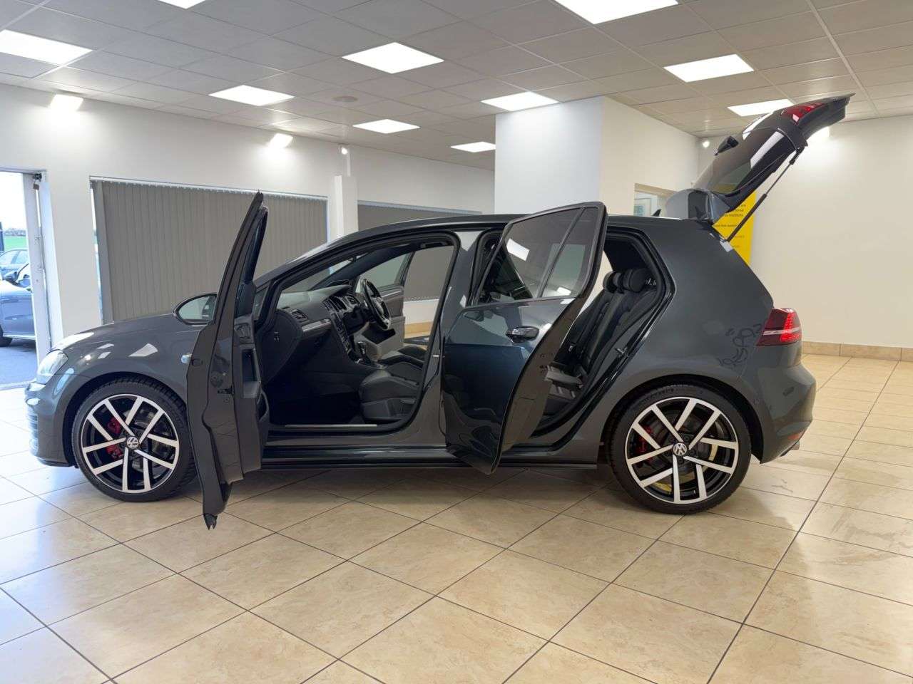 2015 VOLKSWAGEN GOLF 2015 VOLKSWAGEN GOLF