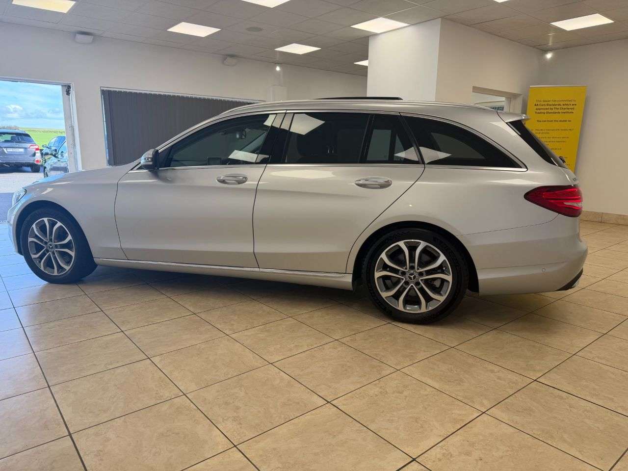 2017 MERCEDES-BENZ C-CLASS 2017 MERCEDES-BENZ C-CLASS